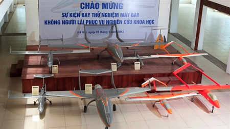 Các[-]mẫu[-]UAV[-]do[-]Viện[-]Công[-]Nghệ[-]không[-]gian[-]chế[-]tạo[-]-[-]